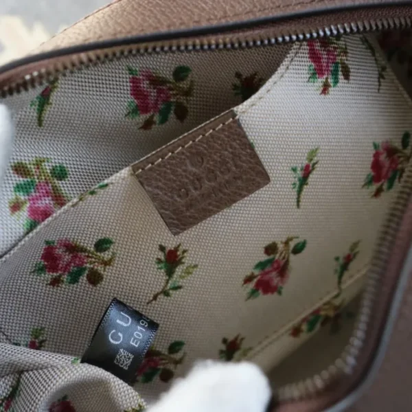 NEO VINTAGE GG SUPREME MESSENGER BAG - Image 7