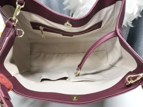 GUCCI SOHO INTERLOCKING G - Image 4