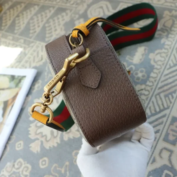 NEO VINTAGE GG SUPREME MESSENGER BAG - Image 5
