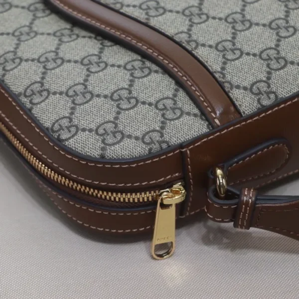 GUCCI MESSENGER BAG WITH INTERLOCKING G - Image 7
