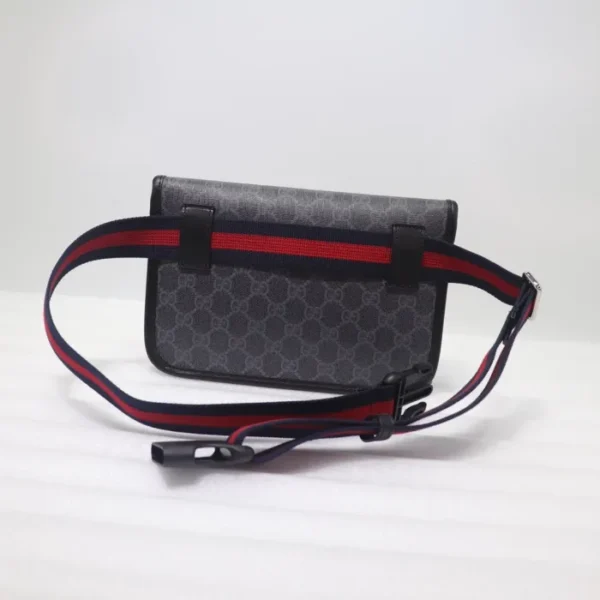 GUCCI NEO VINTAGE GG SUPREME BELT BAG - Image 4