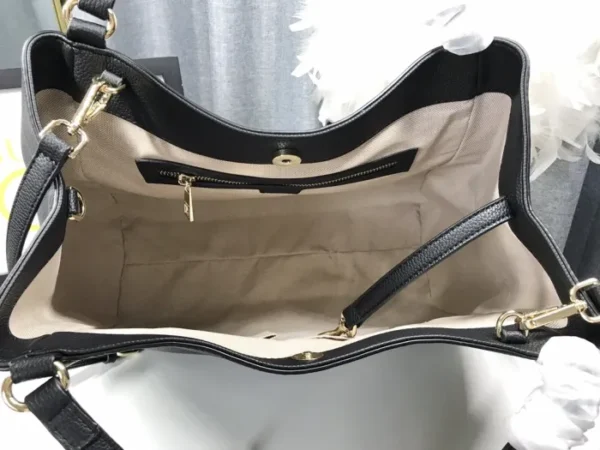 GUCCI SOHO INTERLOCKING G - Image 28