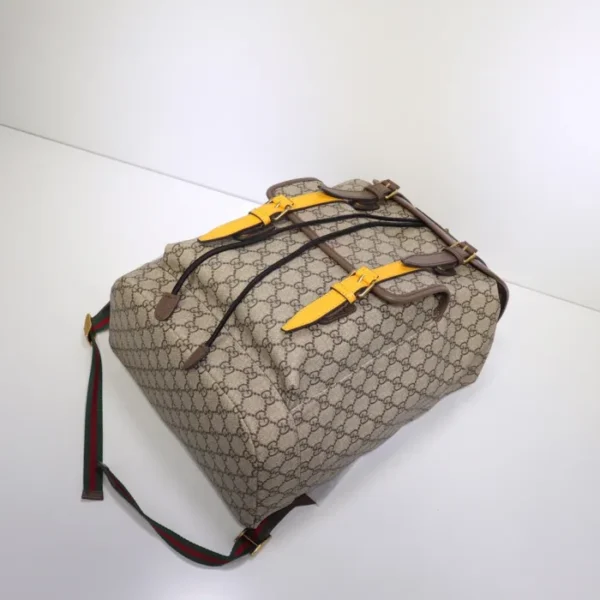 GUCCI GG Supreme Leather Backpack - Image 4