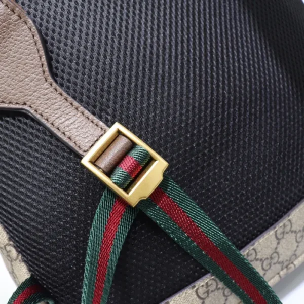 GUCCI GG Supreme Leather Backpack - Image 6