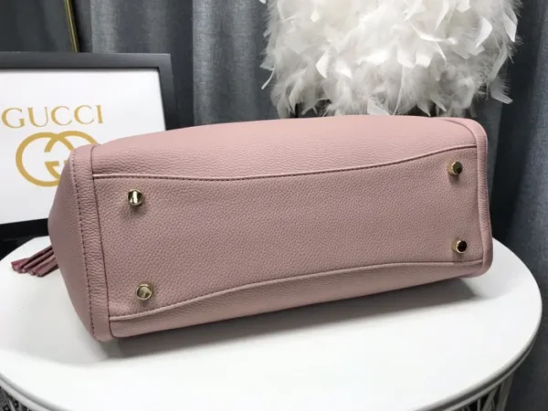 GUCCI SOHO INTERLOCKING G - Image 32