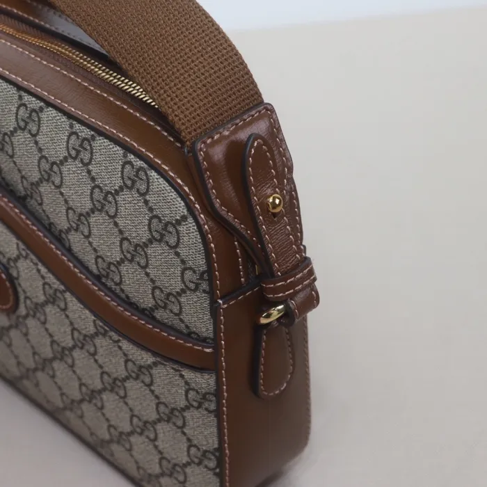 fb372e6c00f78d73 GUCCI MESSENGER BAG WITH INTERLOCKING G