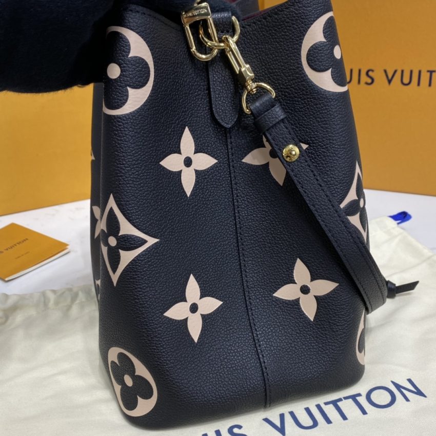 20210513_i1620906102_1540_4.jpg Louis Vuitton NeoNoe BB Black