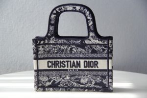 Replica Dior Tote Book Mini Reverse Jouy - high-end replica designer purse