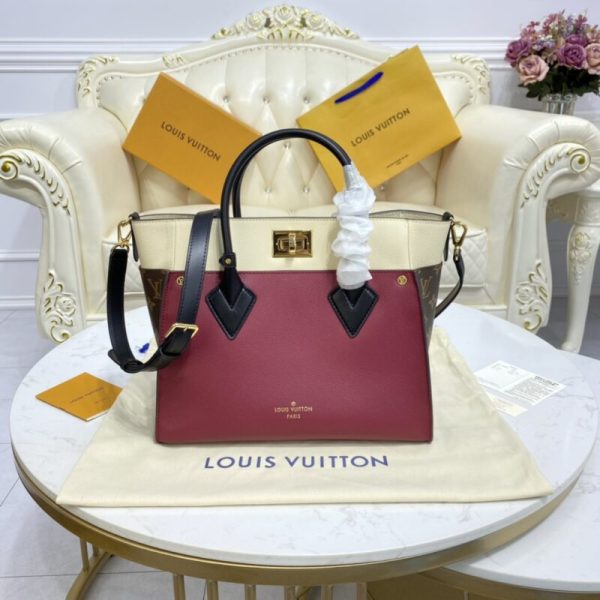 Replica Louis Vuitton On My Side Bordauxe