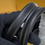 Replica Louis Vuitton On My Side PM Black