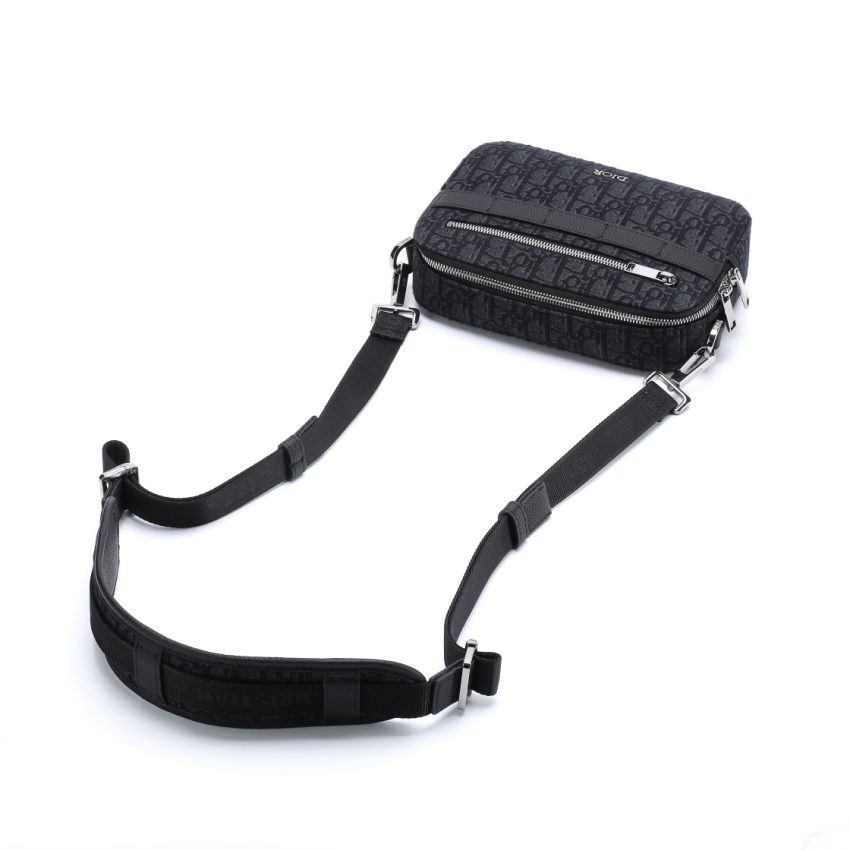 20220914_i1663143974_6648_5.jpg Dior Safari Bag Black Jacquard