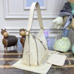 Replica Louis Vuitton Carry All White