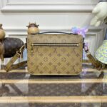 Replica Louis Vuitton Pochette Metis Brown Canvas - 1:1 premium replica handbag