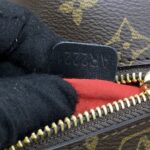 Replica Louis Vuitton Pochette Metis Shoulder Bag Brown