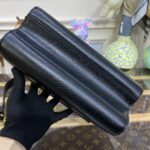 Replica Louis Vuitton Twist Black With Chain