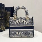 Replica Lady Dior D – Lite Blue Star - top-grade luxury bag dupe