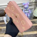 Replica Louis Vuitton Félicie Pochette Pink