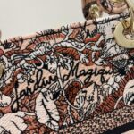 レプリカ レディディオール D – ライトフラワー - 高品質デザイナーバッグの偽物