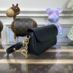 Replica Louis Vuitton Wallet On Chain Ivy Black