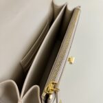 20230626_i1687769221_5943_7.jpg Replika Dior Miss Caro Beige - 1:1 Premium-Replika-Handtasche