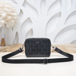Replica Dior Zipped Pouch Diamond Black