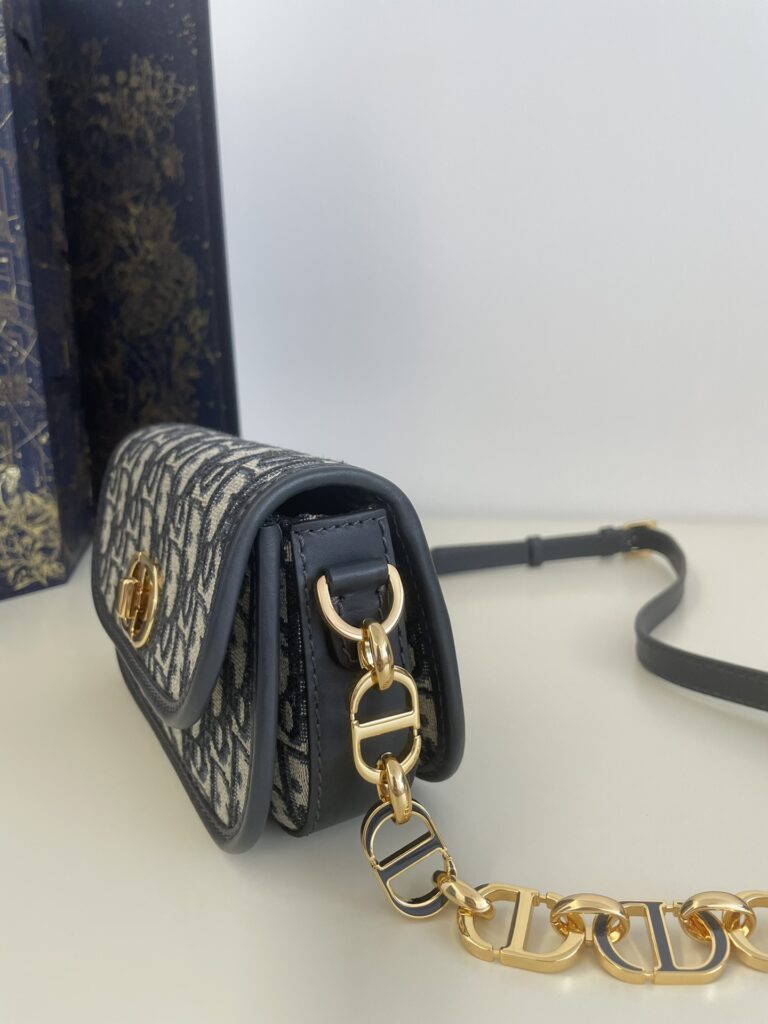 Dior 30 Montaigne Avenue Bag - Image 6