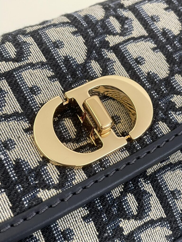 Dior 30 Montaigne Avenue Bag - Image 7