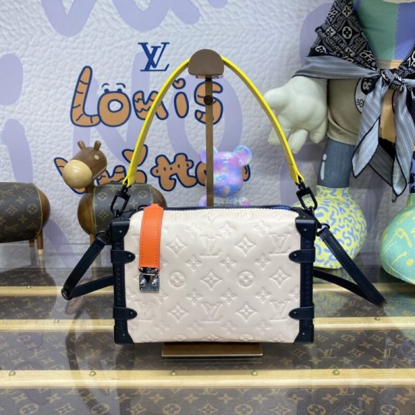 Replika Louis Vuitton boční kufr bílý