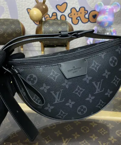 Fake Louis Vuitton Moon Crossbody Black - premium superclone handbag