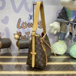 Replica Louis Vuitton Carry All Brown - high-end replica designer purse
