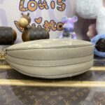 Replica Louis Vuitton Loop Hobo Beige