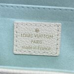 Replica Louis Vuitton Favorite White
