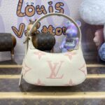Replica Louis Vuitton Mini Moon Pink