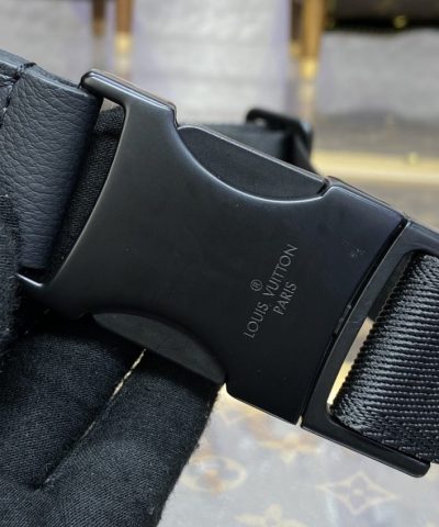 Fake Louis Vuitton Bumbag Discovery Black Canvas - premium superclone handbag