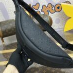 Replica Louis Vuitton Bumbag Discovery Black Canvas