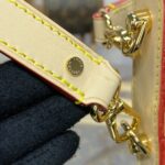 Replica Louis Vuitton Duffle Bag