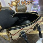 Replica Louis Vuitton Speedy Bandouliere 20 Beige - high-quality designer bag dupe