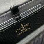 Replica Louis Vuitton Twist West Pochette nera - borsa replica premium 1:1