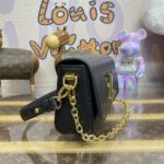 Replica Louis Vuitton Twist West Pochette nera - borsa replica premium 1:1