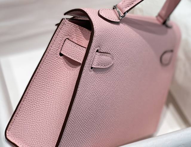 image3 Hermes Kelly Pink