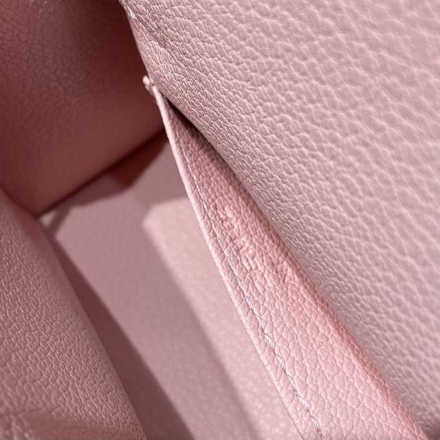 image4 Hermes Kelly Pink