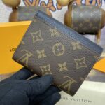 Replica Louis Vuitton Victorine On My Side Wallet