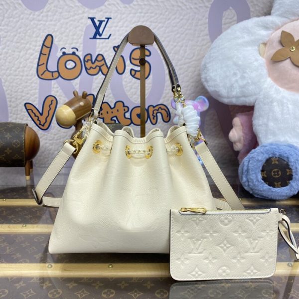 Replica Louis Vuitton LV Bundle White