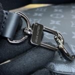 Replica Louis Vuitton Avenue Slingbag Black - elite factory replica handbag