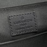 Replica Louis Vuitton Takeoff Messenger Black