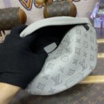 Replica Louis Vuitton Bumbag Discovery Grey - high-quality designer bag dupe