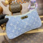 Replica Louis Vuitton Liv Pochette