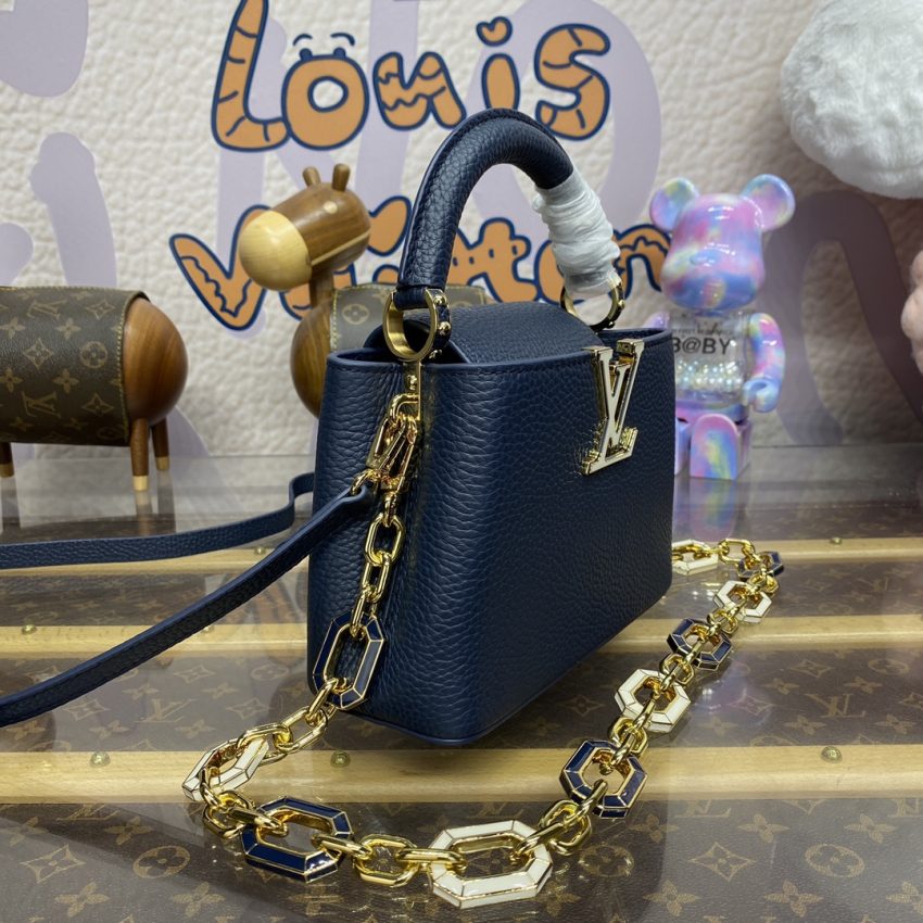 img_1698de7a_20240701_i1719831247_4666_0.jpg Loius Vuitton Capucines Dark Blue
