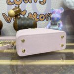 Replica Louis Vuitton Capucines Rosa Beige