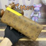Replica LV Onthego PM Duck
